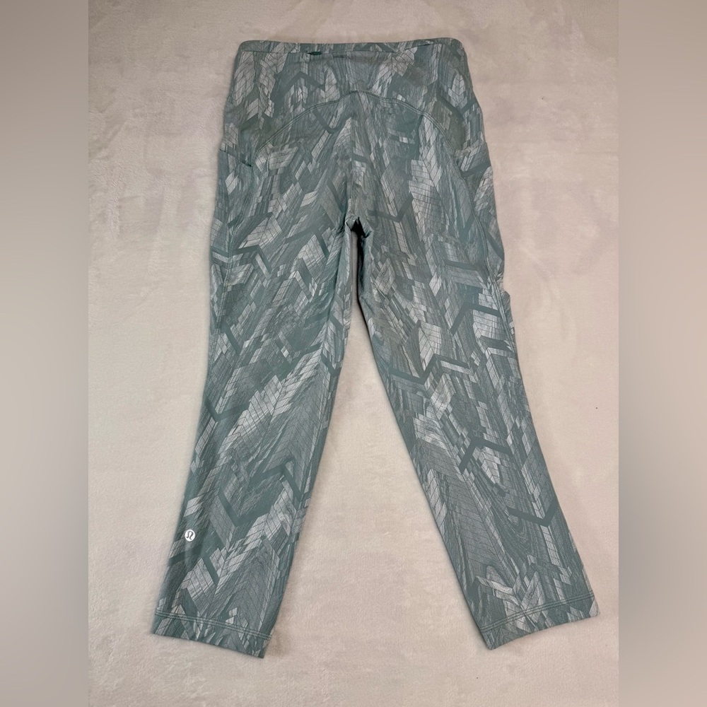 Lululemon Swift Speed High Rise Crop leggings 8 silver green blue jacquard - Picture 4 of 5
